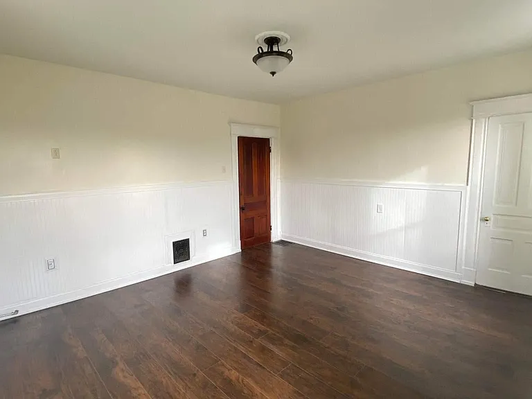 201 Sterrett Ave #2 — Photo 19