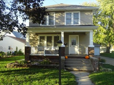 416 W 3rd Ave, Monmouth, IL, 61462