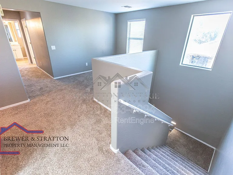 5816 W Gwen St — Photo 23