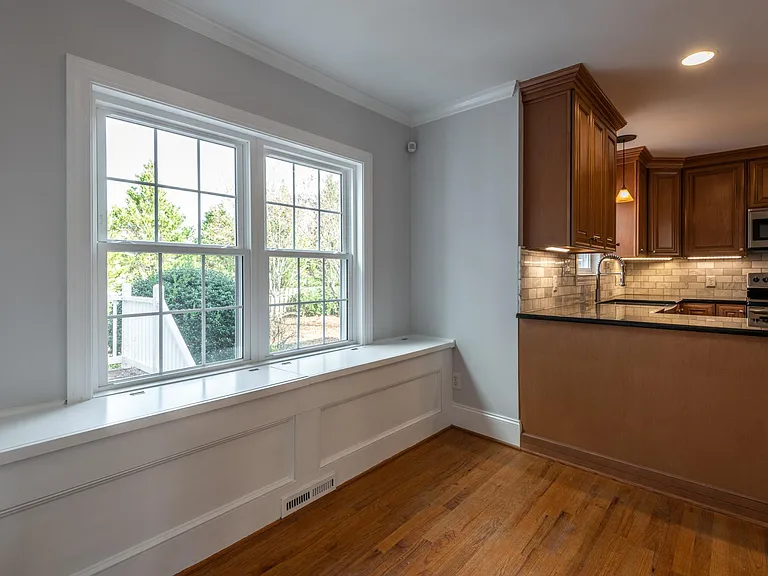 201 Pin Oak Ct — Photo 9