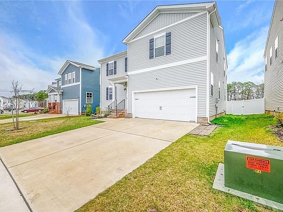 4th image of 127 Meadows Landing Lane