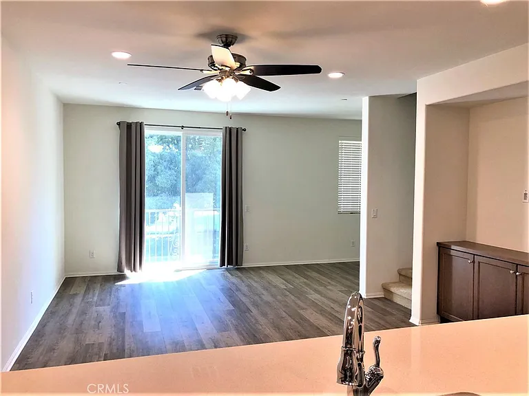 421 Camino Ruiz — Photo 14