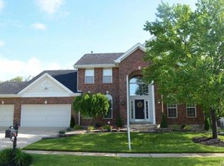 865 Arlington Glen Dr, Fenton, MO