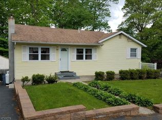 204 W End Ave, Hopatcong, NJ 07843