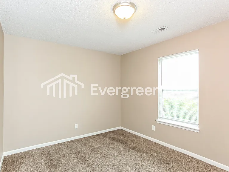 4405 Fullwood Ct — Photo 13