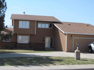 408 Park Ave, Mccook, NE 69001
