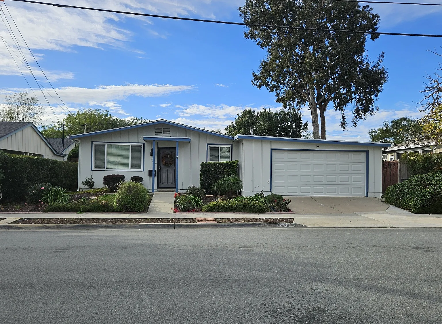 3 bed, 1485 sqft, $4,250 — Photo 1