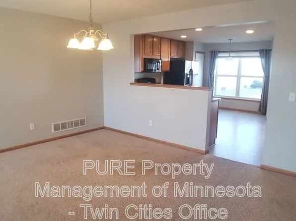 5092 French Dr N, Hugo, MN 55038