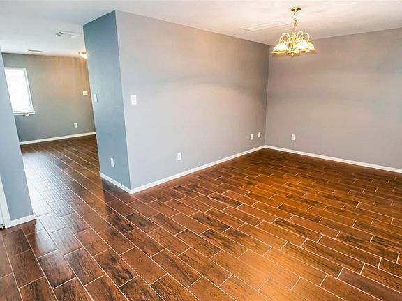 3rd image of 6127 Lone Prairie Way