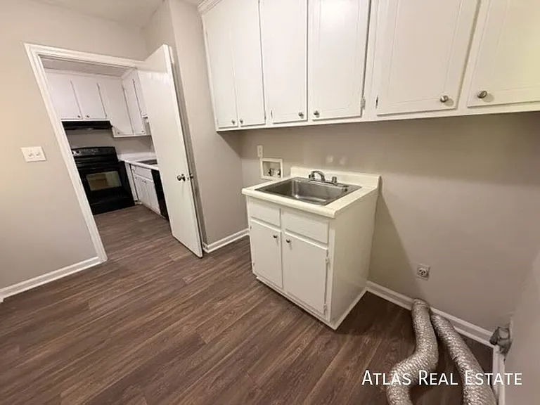 322 Lexington Hts — Photo 8