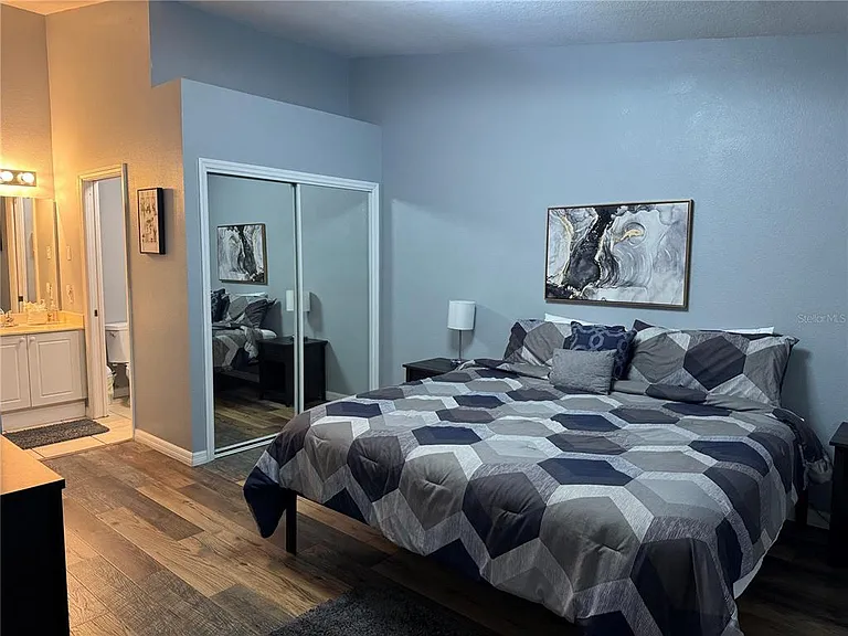 2802 Club Cortile Cir #B — Photo 22
