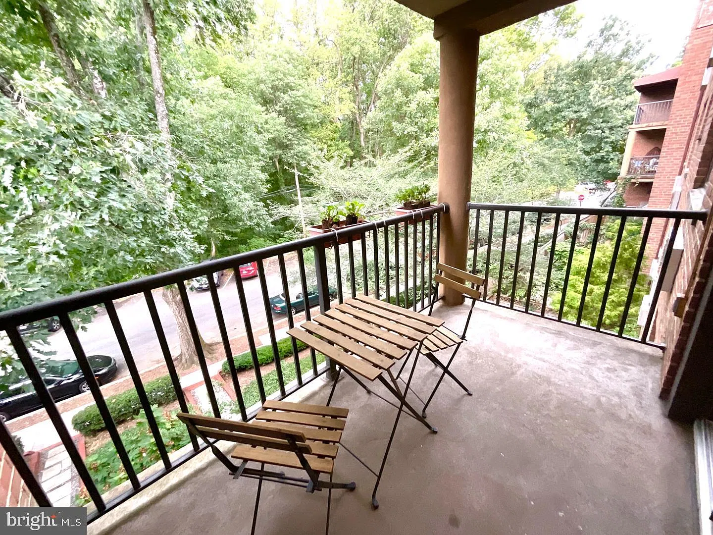 4114 Davis Pl NW — Photo 1