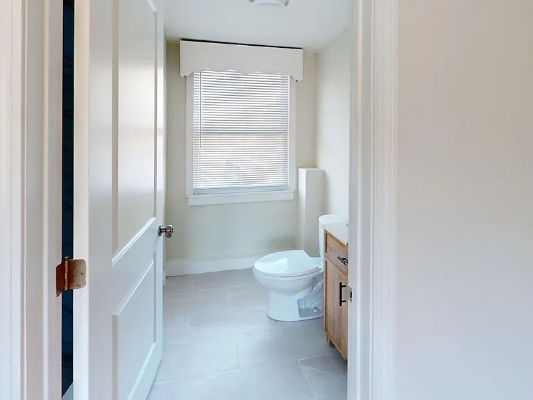 610 Orange St — Photo 4