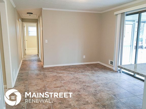 3rd image of 3386 Lyndale St