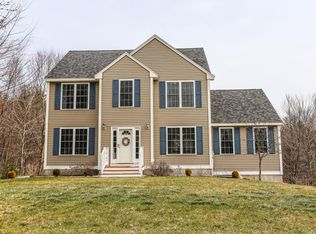 68 Ridgetop Ln, Henniker, NH 03825