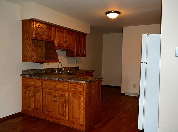 4th image of 1401 N Rock Run Dr APT A