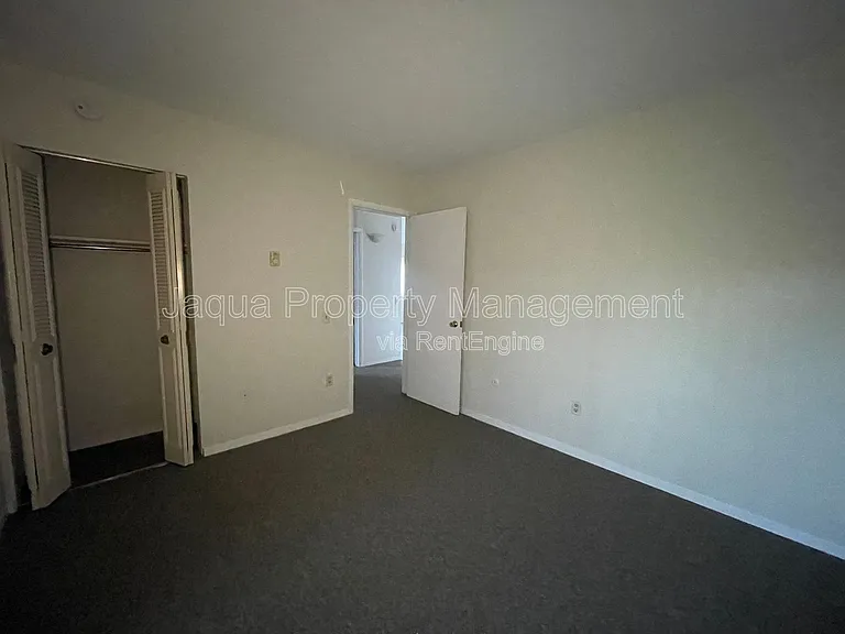 722 W Kilgore Rd #203 — Photo 10