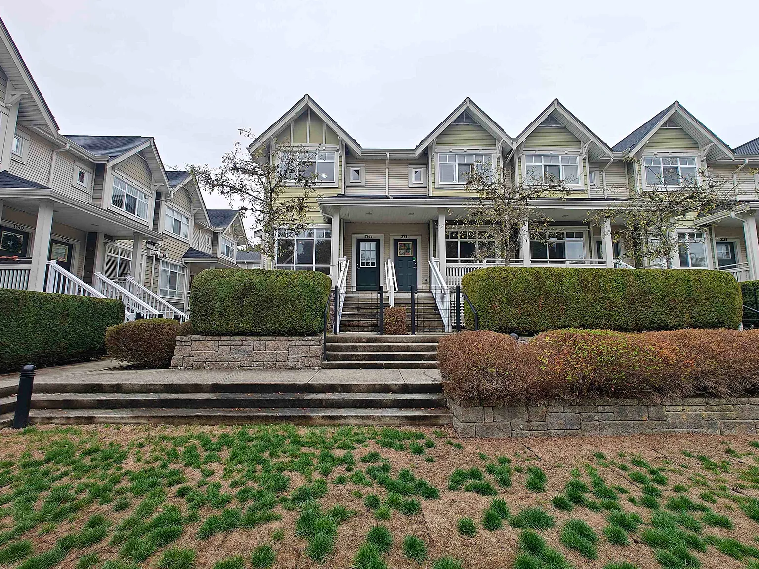 4 bed, 1694 sqft, $4,300 — Photo 1