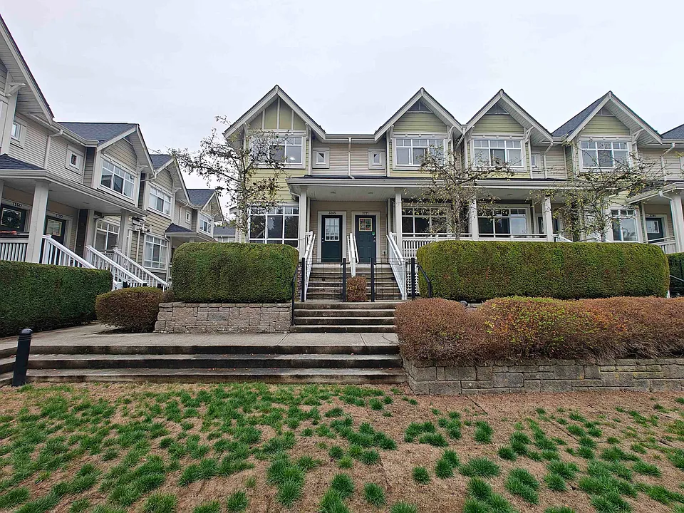 3265 Clermont Mews