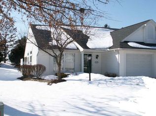 1114 Lake Meadow Ln, Brunswick, OH