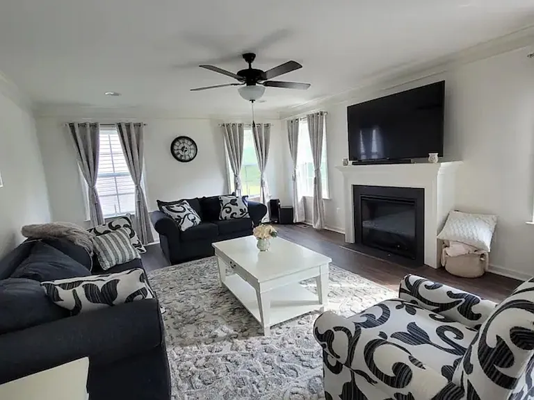 12 Belmont Pl — Photo 5