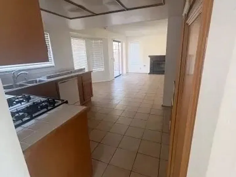 12442 Emerald Stone Dr — Photo 6