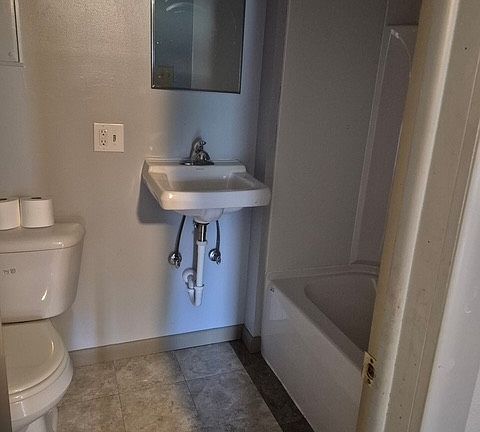 2nd image of 202 Hogan Blvd #1