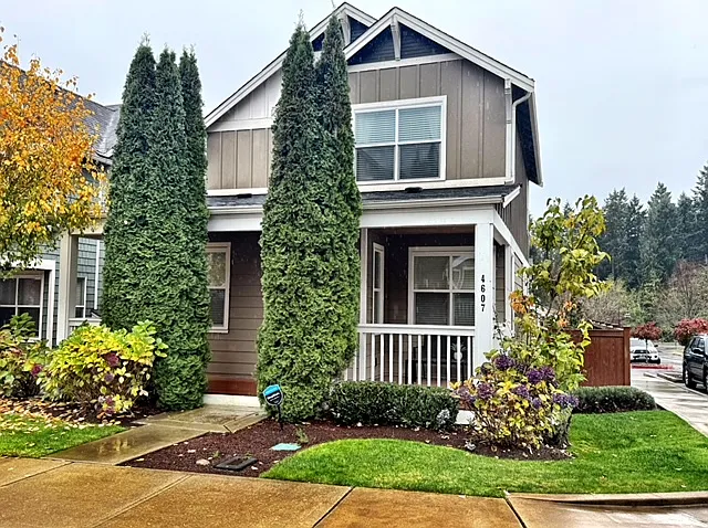 4607 NW Atwater Loop