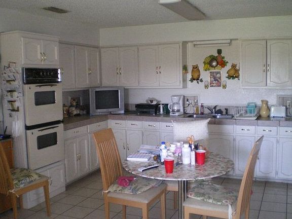 5th image of 2391 W Catlin St