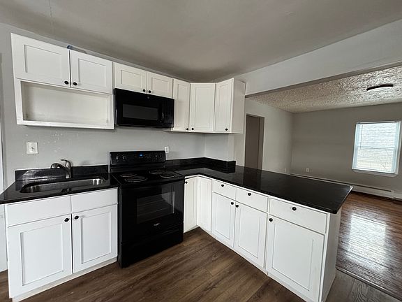 2nd image of 54 Dalton St #B