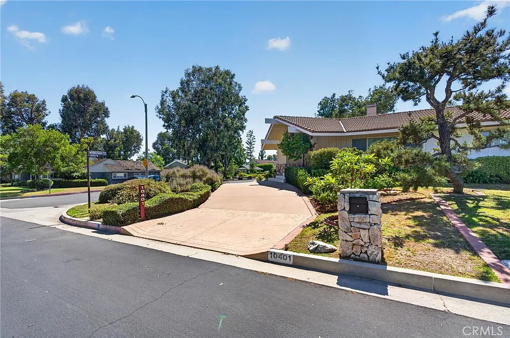4 bed, 3129 sqft, $5,600 — Photo 3