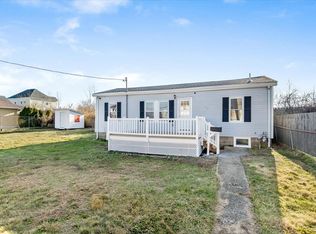 35 Russell St, Fall River, MA 02721