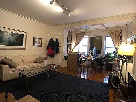 5th image of 594 16th St Floor 1