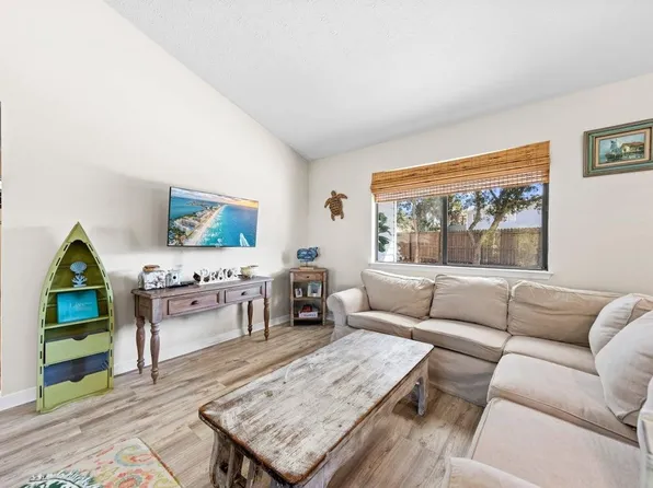 220 Sundial St #Id1447107p, Panama City Beach, FL 32413