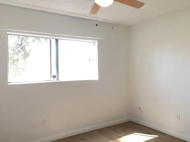 2442 Gehrig St #B — Photo 17