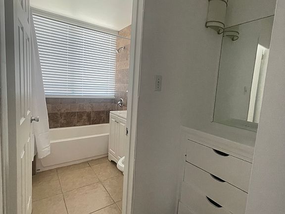 3rd image of 231 Belmont Ave #1