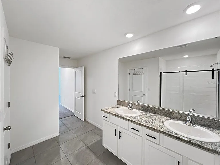 5563 SW 43rd Ct — Photo 27