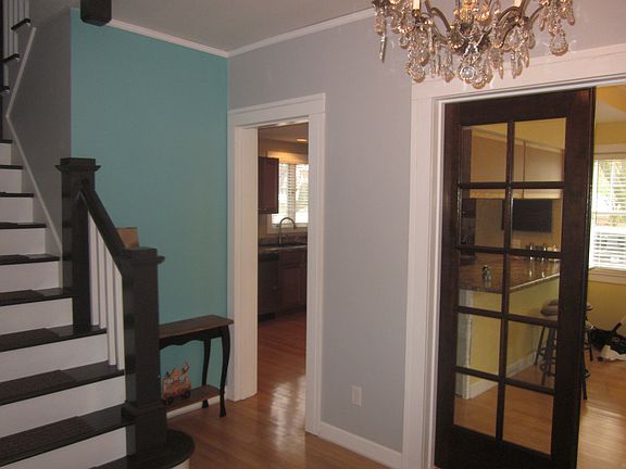 3rd image of 320 N Milwaukee St