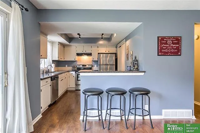 12073 Burdette Cir — Photo 10