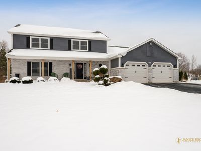 193 White Feather Ln, Gilberts, IL, 60136