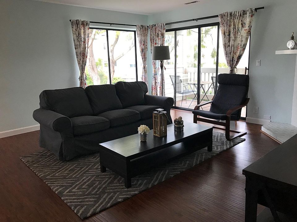 1st image of 456 Laurel Ave