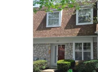 369 Saybrook Ln, Wallingford, PA 19086