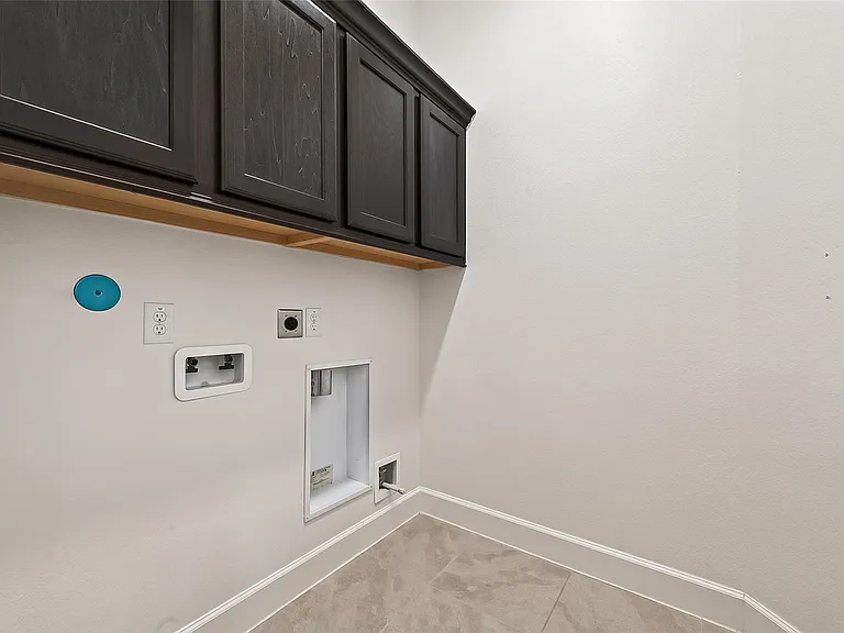 234 Amaranth Way — Photo 24