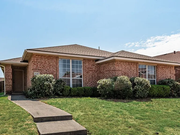 636 Canyon Pl — Photo 1