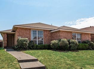636 Canyon Pl, Desoto, TX 75115