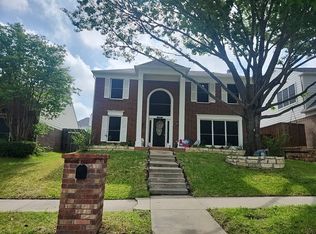 2120 Dover Dr, Carrollton, TX 75006