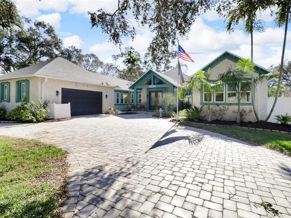 13030 98th Ave, Seminole, FL 33776