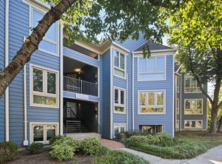 5006 Dorsey Hall Dr UNIT B4, Ellicott City, MD 21042
