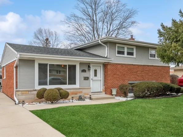 8024 W Courtland Ave, Norridge, IL 60706