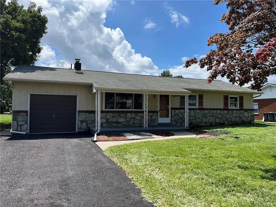 1621 Chippendale Cir